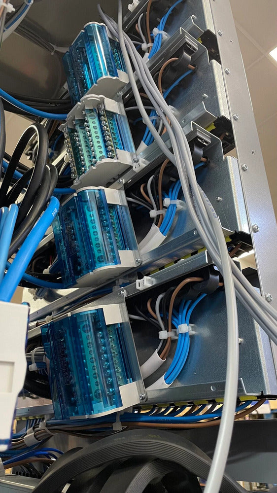 NVent ERIFLEX Distribution Terminal Block - 563200