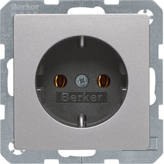 Hager Berker Q.1/Q.3 Wall Outlet (WCD Switchgear) - 47436084
